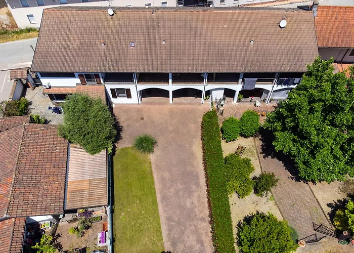 Villa con terrazzo e cortile privato 200m2 pet friendly